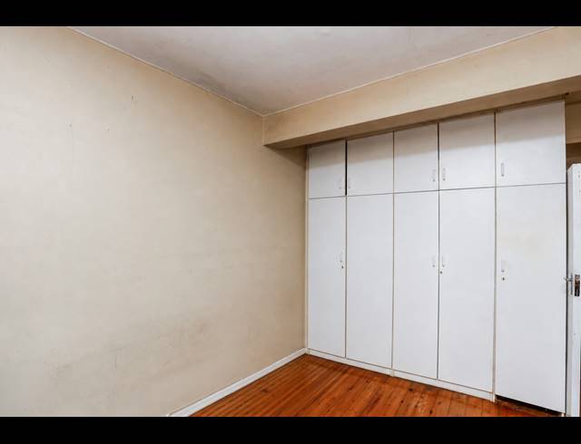 2 BEDROOM APARTMENT FOR SALE IN ESSENWOOD